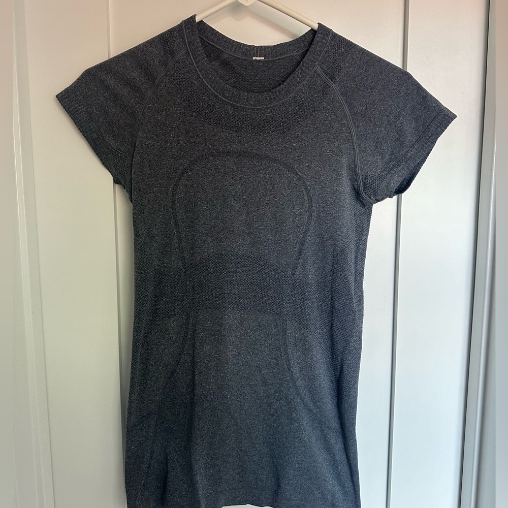 Lululemon Swiftly Tech - image 2